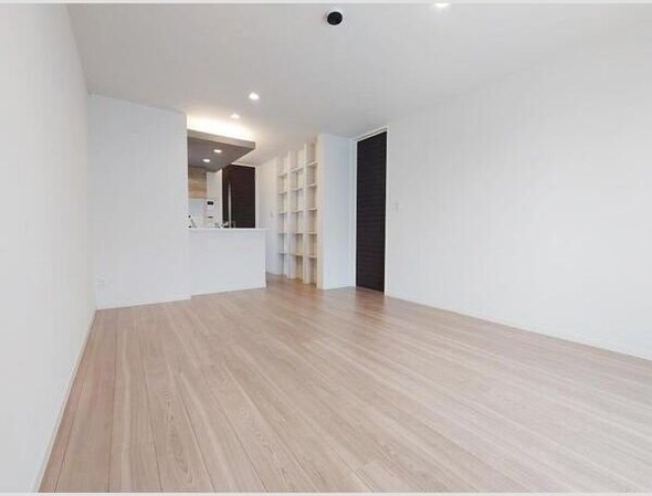 フロレスタ堤通雨宮の物件内観写真